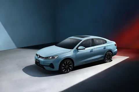 一汽-大众全新速腾S官图发布：紧凑型车市场的新竞争者