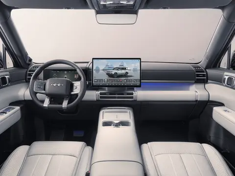 月销3.4万辆、85%是顶配，这些人看中钛7啥了？真跟技术关系不大