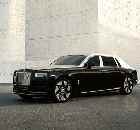 劳斯莱斯幻影Arabesque首发，激光雕刻引擎盖耗时五年