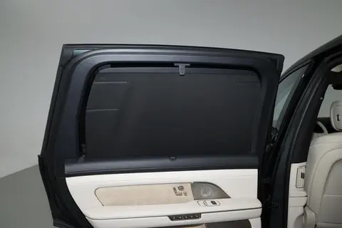 蔚来ES8：2026款六座行政签名版，配置升级，3月购车有补贴